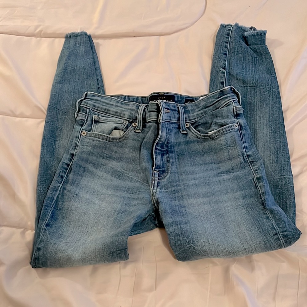 Lucky brand NWOT skinny jeans sz 2/26